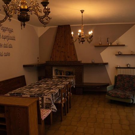 Da Zia Maria Casa Vacanze Monasterolo del Castello Экстерьер фото